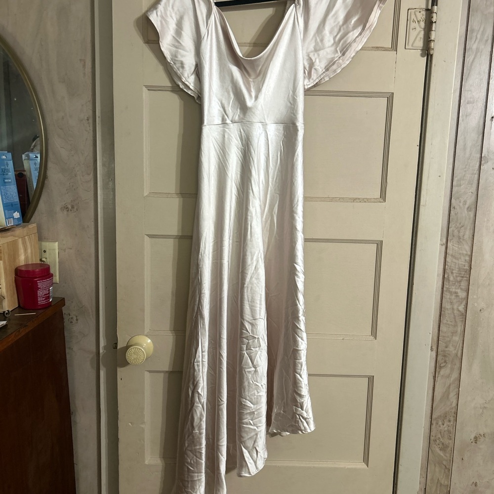 Selfie Leslie White Maxi Dress